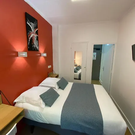 Lyo - Centre Perrache Hotell 2*
