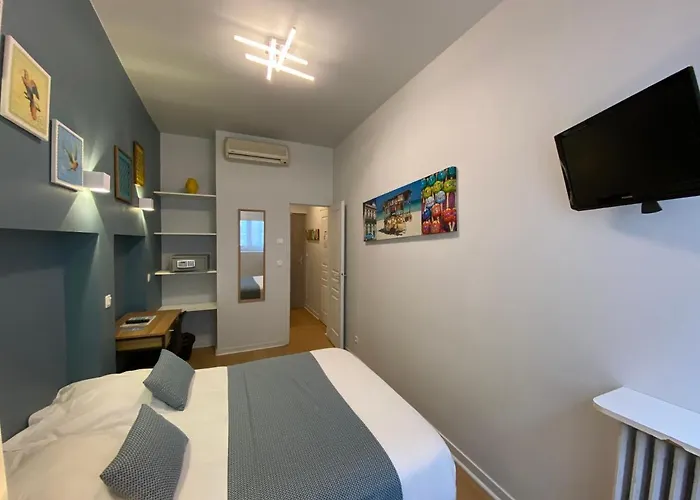 Lyo - Centre Perrache 2* Лион