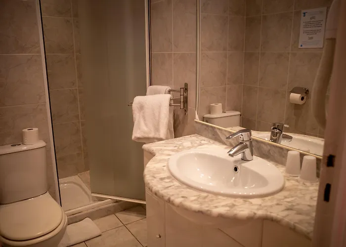 Lyo - Centre Perrache 2*