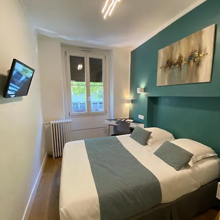 Lyo - Centre Perrache Hotel