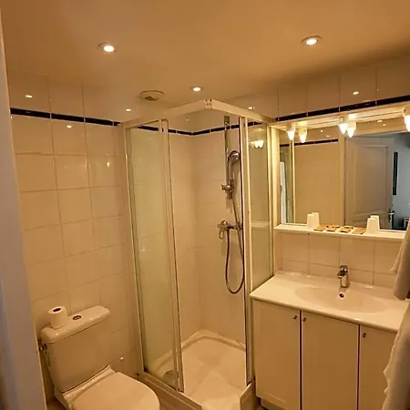 Lyo - Centre Perrache 2* ליון