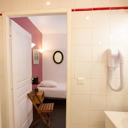 Hotel Lyo - Centre Perrache 2*