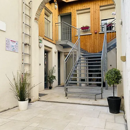 Lyo - Centre Perrache فندق 2*