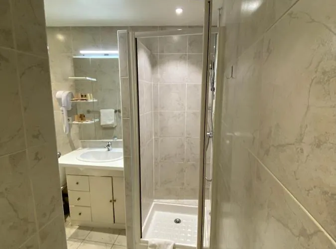 Hotel Lyo - Centre Perrache 2*