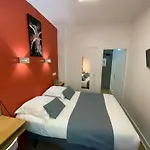 Lyo - Centre Perrache Hotel 2*
