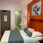 Lyo - Centre Perrache 2*