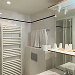Lyo - Centre Perrache Hotel