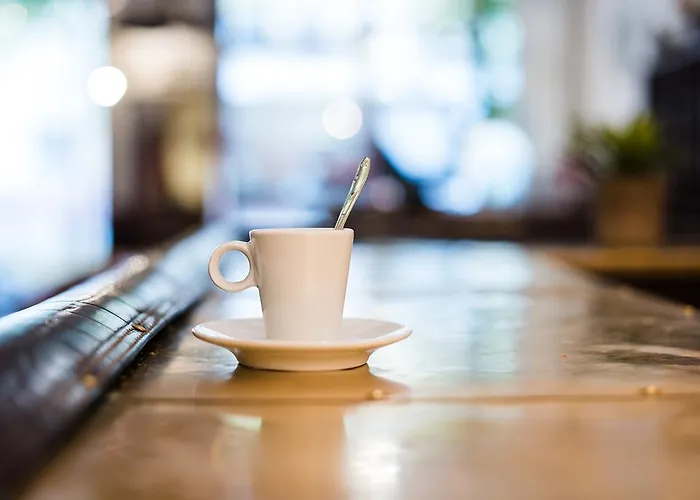 Lyo - Centre Perrache 2*